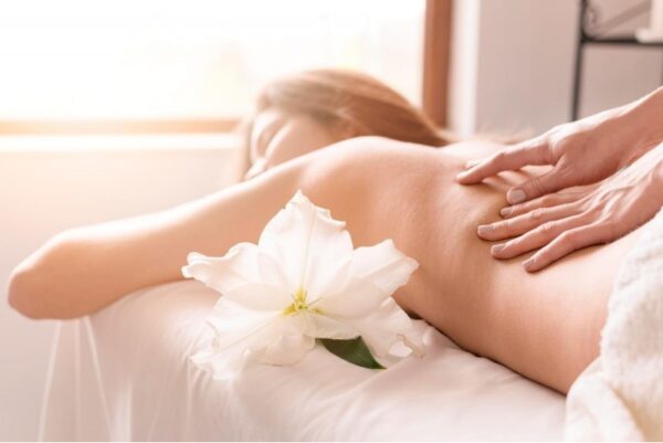 Atpalaiduojantis viso kūno masažas Kaune