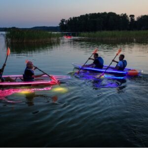 Naktinis plaukimas skaidria baidare Galvės ežere Trakuose