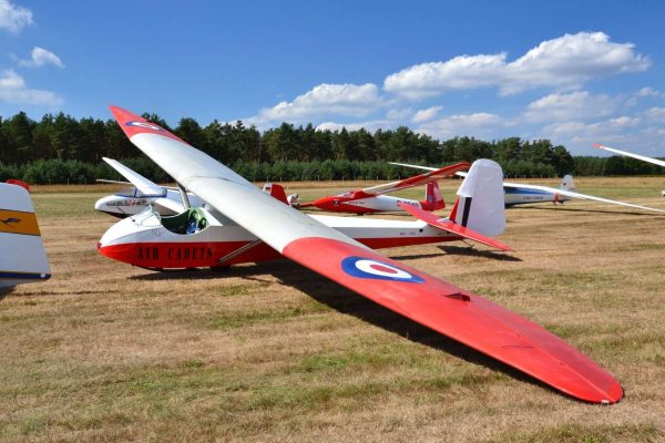Skrydis įspūdingu senoviniu „Slingsby“ sklandytuvu su atvira kabina