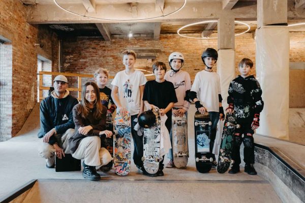 Grupinė riedlenčių treniruotė