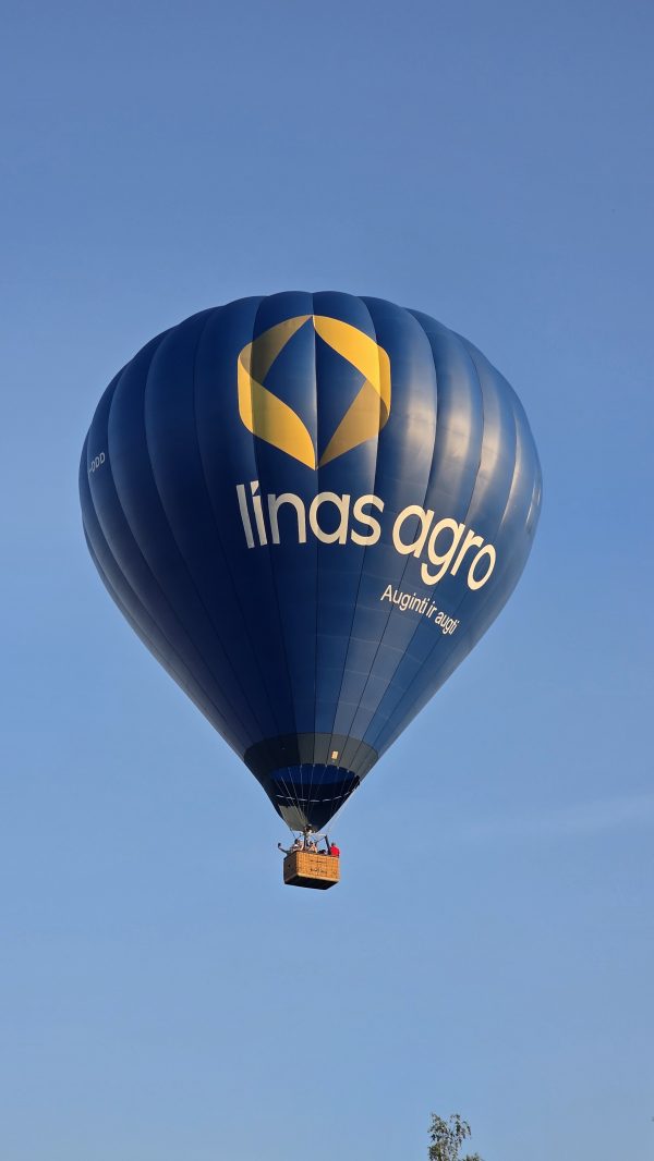 Skrydis oro balionu Telšiuose