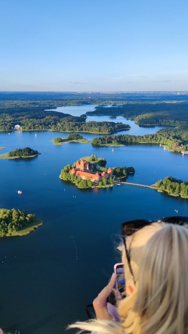 Skrydis oro balionu Trakuose