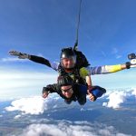 Šuolis dviviečiu parašiutu su instruktoriumi