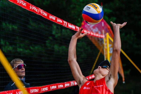 Salės ir paplūdimio tinklinio treniruotės Vilniuje