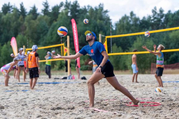 Salės ir paplūdimio tinklinio treniruotės Vilniuje