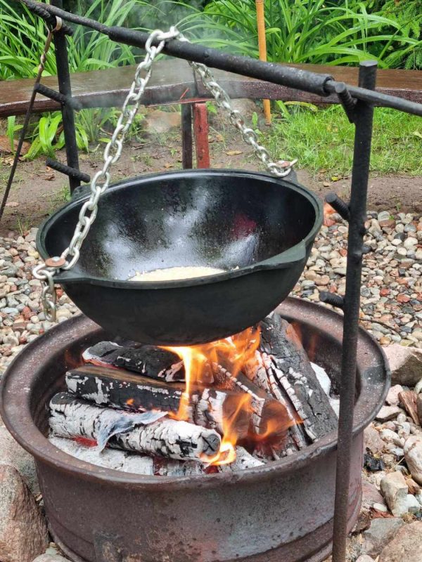 TURISTAUK.LT / Stovyklavietė Dobilų Slėnis: baidarės ir nameliai prie Jūros upės