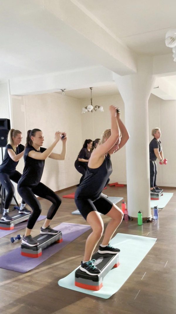 Tūpk Stok - Aukšto intensyvumo treniruotės "HIIT"