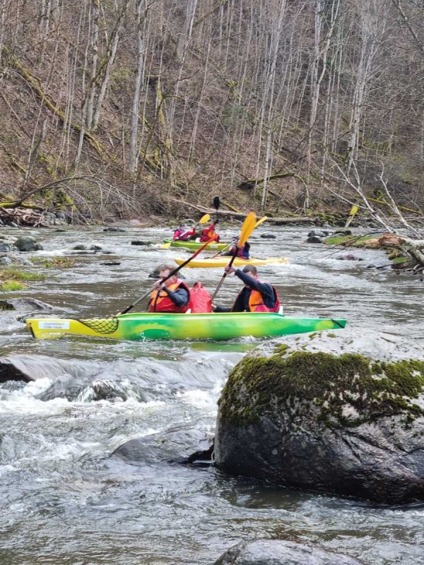 Baidarių nuoma Akmena / pavasarinis plaukimas su TURISTAUK.LT baidarėmis