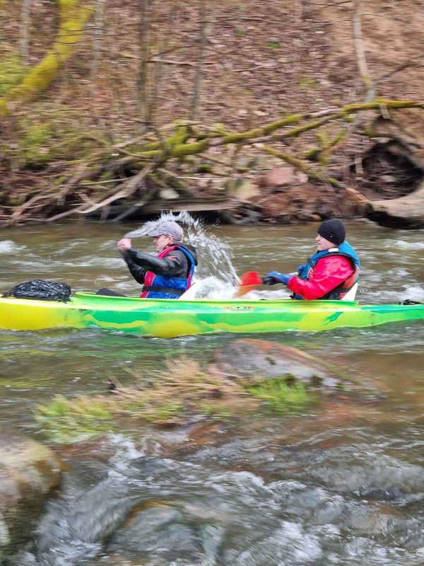 Baidarių nuoma Akmena / pavasarinis plaukimas su TURISTAUK.LT baidarėmis