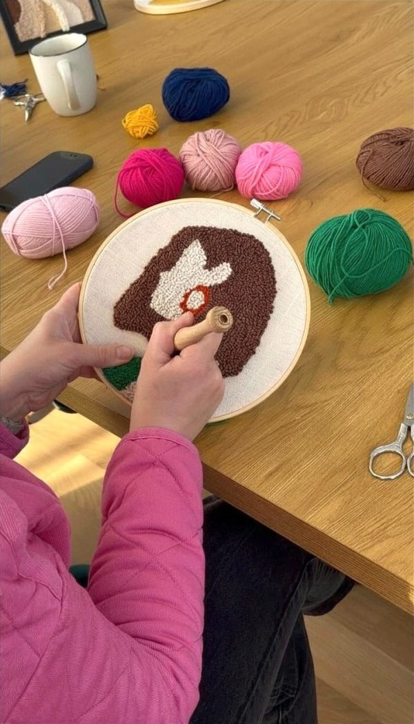 Kilpinio siuvinėjimo / Punch Needle dirbtuvės